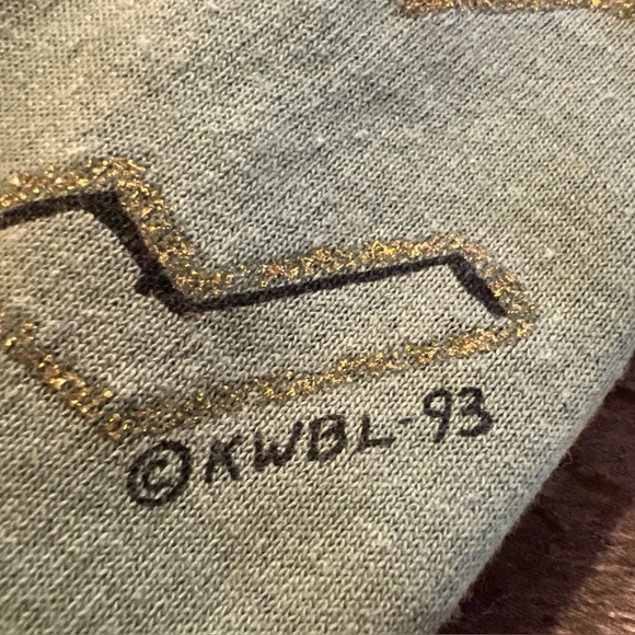 Vintage 90s KWBL Los Angeles green handpainted aztec southwest LS tshirt sz L - Picture 6 of 10